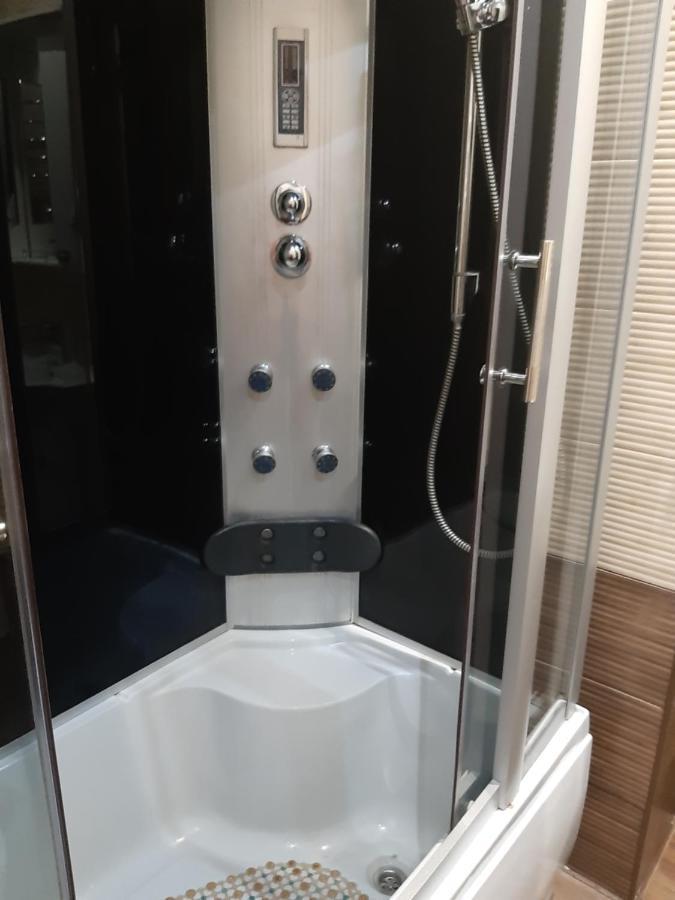 Lux Apartment City Center 尼古拉耶夫 外观 照片