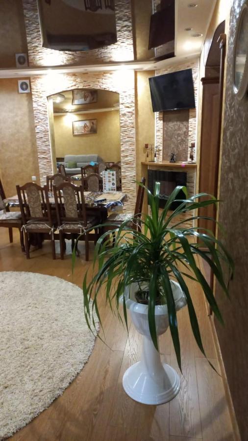 Lux Apartment City Center 尼古拉耶夫 外观 照片